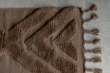 Load image into Gallery viewer, DAHLIA WOOL Rug 160x230 cm
