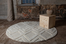Load image into Gallery viewer, DAHLIA WOOL Rug Round 200 cm
