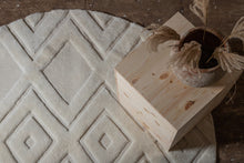 Load image into Gallery viewer, DAHLIA WOOL Rug Round 200 cm
