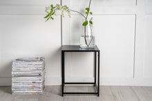 Ladda upp bild till gallerivisning, STAAL Sidobord
