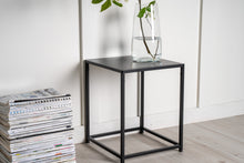 Load image into Gallery viewer, STAAL Side table
