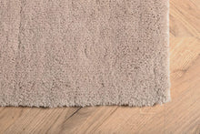 Load image into Gallery viewer, Carpet Undra Beige 250x350cm
