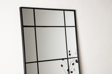 Ladda upp bild till gallerivisning, Spegel 67x221 cm
