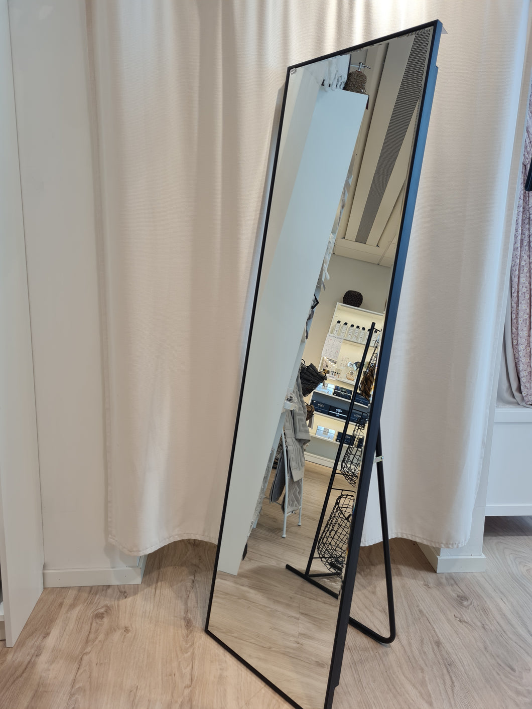 Spegel Celine