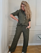 Load image into Gallery viewer, Linen shirt Lea Green
