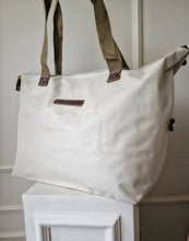 Load image into Gallery viewer, Bag BOZZINI beige with handle
