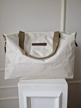 Load image into Gallery viewer, Bag BOZZINI beige with handle
